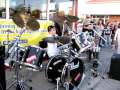 videos de Dare 'Drumming for a Cure' Born to be Wild