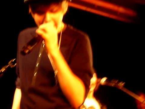 CONCERT DE JUSTiN BiEBER MUSiQUE COMMON DEMiNATOR