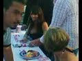 la chiva y fabiola en la firma de autografos de h
