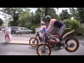 Bou & Fuji entertain