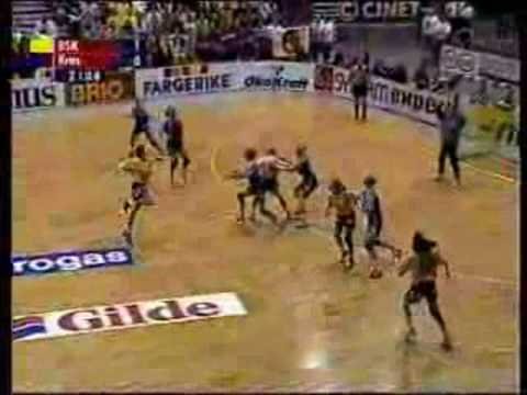Anja Andersen Best Handball player ever.