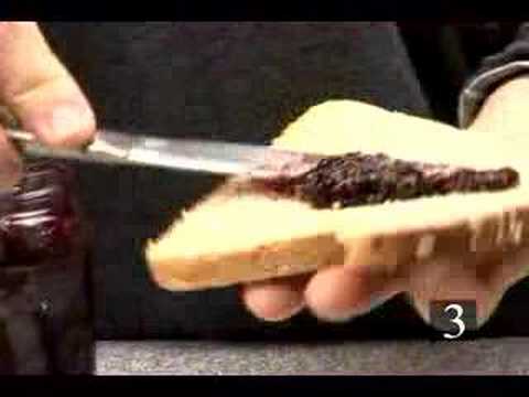 how to properly make a pb&j