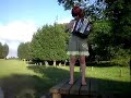 trikitixa jotzen bigarren aldiz
