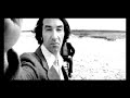 Buenos Muchachos -La hermosa langosta aplastada en la vereda