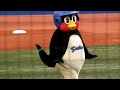 Click here to watch this video 2012.5.20 つば九郎とベルちゃんの挨拶合戦、そして踊る・・・