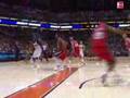 Amare destroys the rim