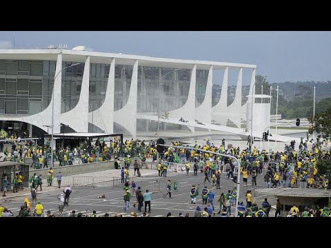 Brasilien: Anhänger von Ex-Präsident Bolsonaro ...