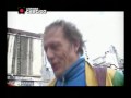 dick el demasiado, evangelista de las cumbias experimentales deschetando chetos en la ciudad konex. adem�s est� andrea prodan pidiendiole un autografo a dick o a su estrella... ���veanlon, veanlon!!!