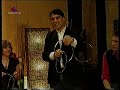 El mago Jaime Ferm�n y los aros chinos.