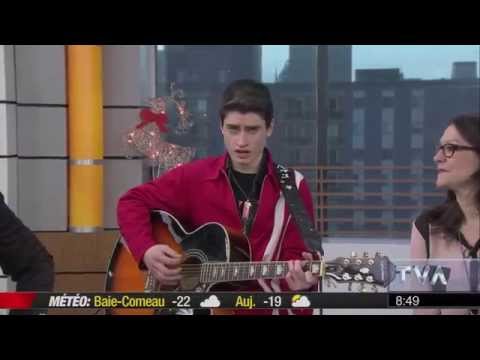 thibault - Performance en direct du Jeune David Thibault, personnificateur d'Elvis Presley. Son entrevue intégrale: http://bit.ly/18Zkelf Salut, Bonjour! | Votre référe...