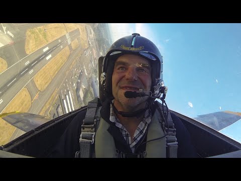 Marcus Hahnemann Flies with the Blue Angels