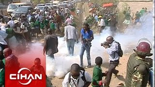 Kenya polisi, ilkokul öğrencilerine biber gazı sıktı