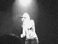 Kelly Clarkson \"Addicted\" video featuring Ben Moody