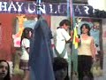 me entregan la bandera u.u a.re akskajsa