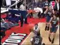 Delfino throws down a tomahawk on Emeka Okafor