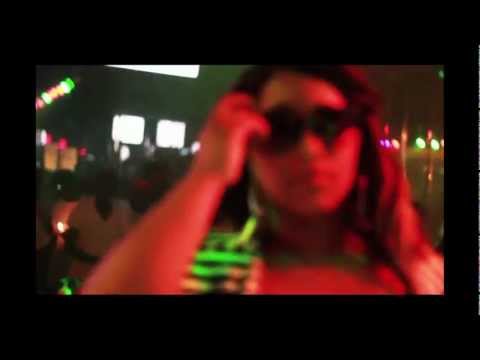 pinkyxxx - Pinky XXX ft. Messy Marv (the Boy Boy Young Mess)