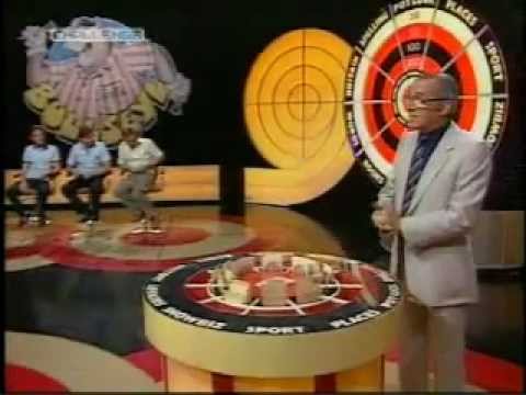 Bullseye - This is a full episode of classic bullseye I recorded from challenge. This was recorded in central studios in broadstreet Birmingham, now demolished. Stars J...