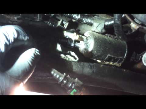 Fuel filter replacement Ford Ranger 2007  Install Remove Replace how to change