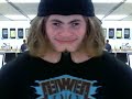 ipod store creeps