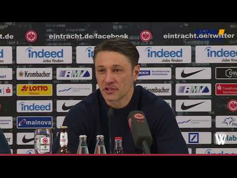 Eintracht Frankfurt vor dem Spiel gegen Borussia Do ...