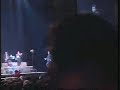 Juan Gabriel se cae en un concierto