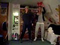 flomse og emely synger julesang (LOL)