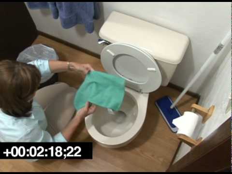 how to properly clean a bathroom