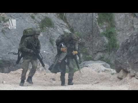 Gebirgsjäger im Angriff