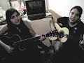 t�tulo da m�sica: amargurado;
composi��o: - dino franco
grava��o: - dino franco e mora�
int�rpretes: drielen e danielen;

amargurado
o que � feito daqueles beijos que eu te dei 
daquele amor cheio de ilus�o que foi a raz�o do nosso querer 
pra onde foram tantas promessas que me fizeste 
n�o se importando que o nosso amor viesse a morrer

talvez com outro estejas vivendo bem mais feliz 
dizendo ainda que nunca houve amor entre n�s 
pois tu sonhavas com uma riqueza que eu nunca tive 
e se ao meu lado muito sofreste o meu desejo � que vivas melhor.

vai com deus, sejas feliz com o teu amado 
tens aqui um peito magoado que muito sofre por te amar 
eu s� desejo que a boa sorte siga teus passos 
mas se tiveres algum fracasso creias que ainda te posso ajudar.
