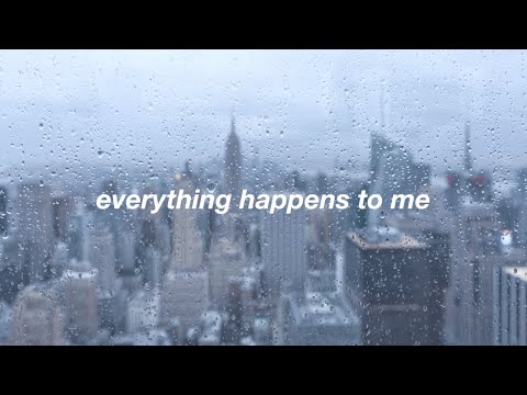 “Everythings Happens To Me”, Timothée Chalamet, voce e piano, “A Rainy Day in New York”