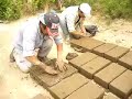 ejemplo : cortar adobes / exemple : fabriquer des adobes ejemplo : cortar adobes / exemple : fabriquer des adobes