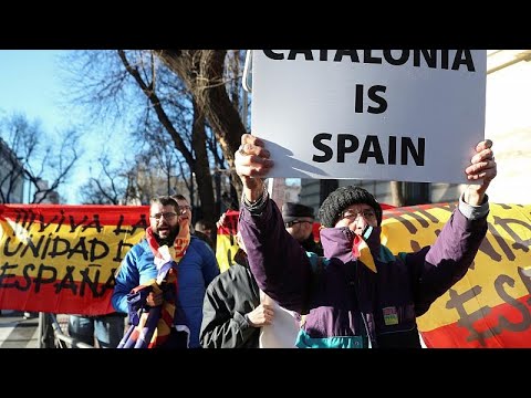 Spanien: 12 katalanische Separatisten stehen vor Gericht