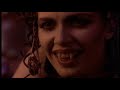 Dracula -- Bram Stoker\