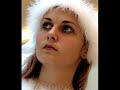 esta m�sica � repleta de uma melodia e de uma letra capazes de nos tocar a pr�pria alma..linda e inesquec�vel can��o.
