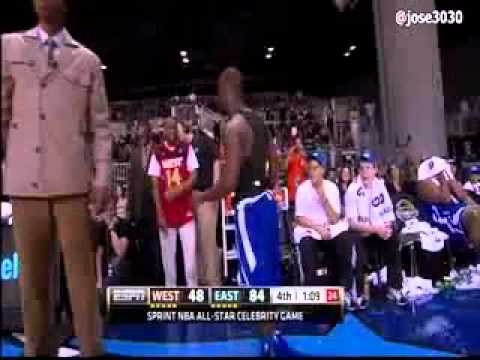 Kevin Hart getting ejected from 2012 All-star Game