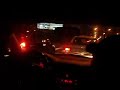 Pessoas no carro curtindo Black Dog