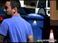 la feliz pareja visit� las obras de la nueva casa que est�n construyendo en brentwood.