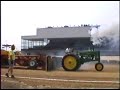 John Deere - Warren County Fair tractor pull 2006 John Deere - Warren County Fair tractor pull 2006