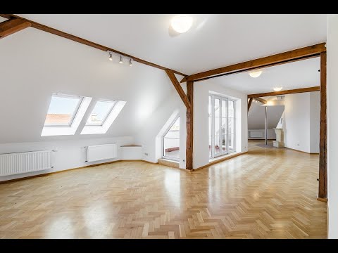 Video Velkolepý byt s terasou a úchvatnými výhledy na Smíchově