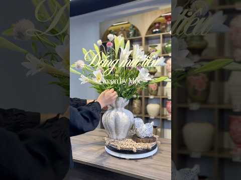 Bình Cắm Hoa Dáng Túi Túm Men Sủi Chim Cút Gốm Ngà Bát Tràng Cao 29cm