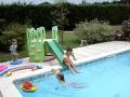 videos de Toboggan-piscine : Qui va piano fait plouf quand même
