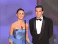pen�lope cruz and antonio banderas present the oscar� for best foreign language film to 