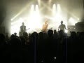 pkrk � repris du s�visse.
punk's not dead, on vous aura pr�venu !

http://www.myspace.com/100rockmezzin 
http://www.combatrock.com