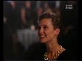 leslie singing