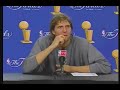 Dirk Nowitzki kills bug at press conference Dirk Nowitzki kills bug at press conference