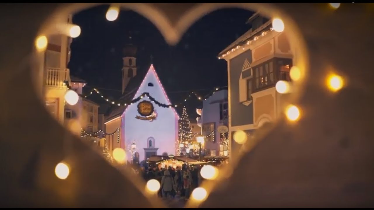 DOLOMITES Val Gardena - Christmas Winteremotions in the Dolomites
