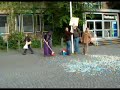Tobi Wahn ist 30 geworden und mußte Fegen. -Video 2-