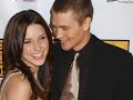 this is a video about chad michael murray and sophia bush. this is also the first music video i've ever made, so i hope you guys like it.

tell me what you think. =)