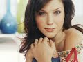 this is a video about chad michael murray and sophia bush. this is also the first music video i've ever made, so i hope you guys like it.

tell me what you think. =)