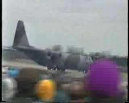 C130 spectacular landing